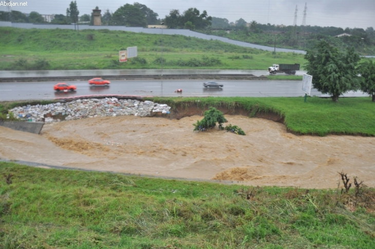 Routes, assainissement, financement de projets jeunes etc… - Ouattara tient ses premières promesses de campagne